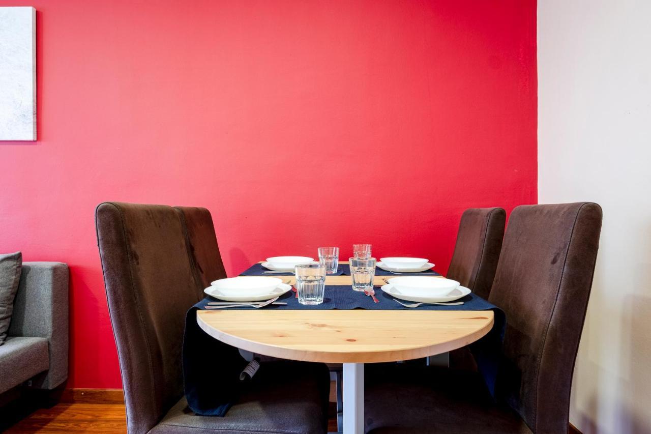 Three Bedroom Apartment In Sants Barcelona Zewnętrze zdjęcie