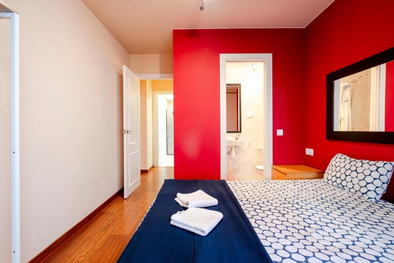 Three Bedroom Apartment In Sants Barcelona Zewnętrze zdjęcie