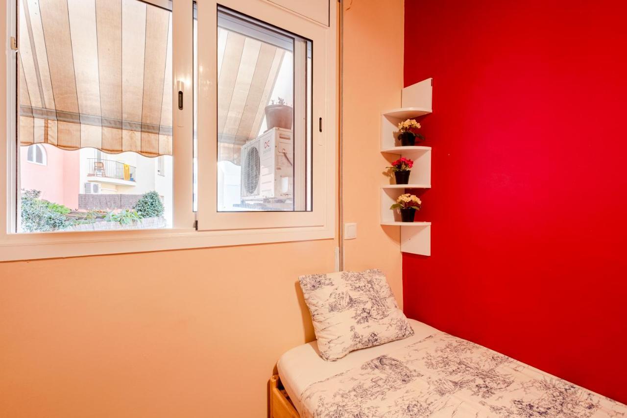 Three Bedroom Apartment In Sants Barcelona Zewnętrze zdjęcie